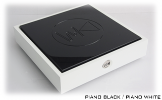 anti-vibration platform piano black/piano white